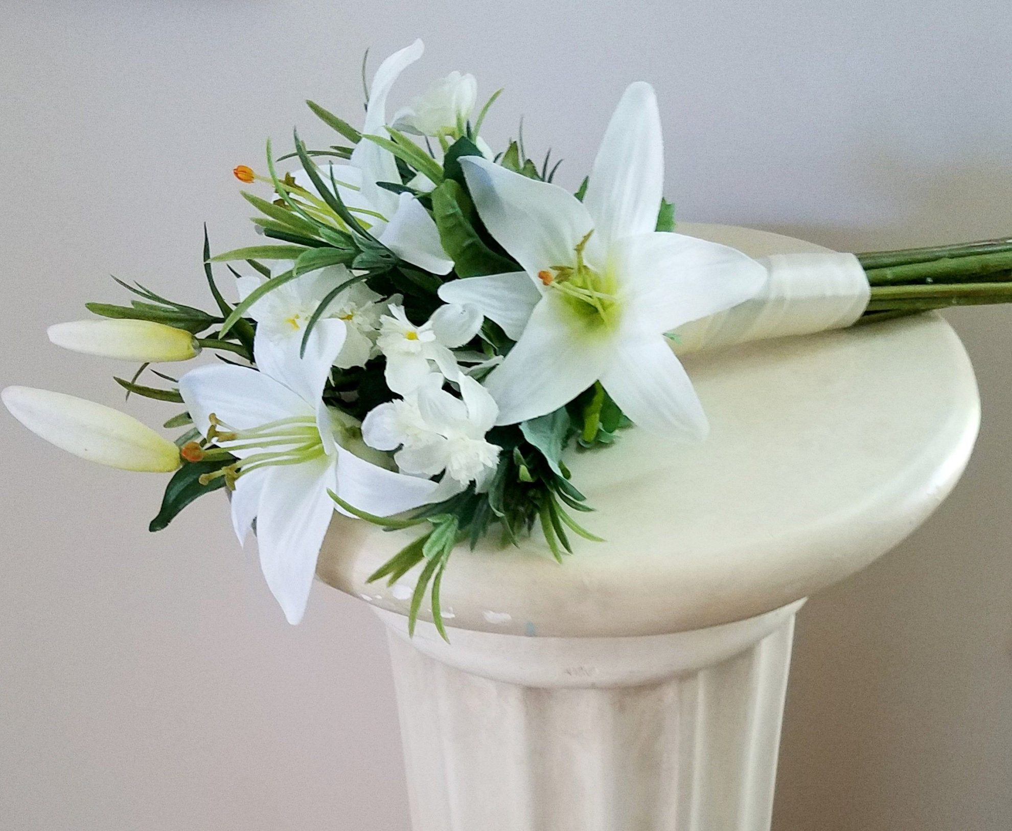 Lily Arrangements and Bouquet Ideas